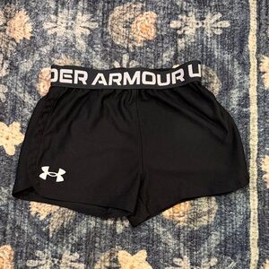 Under Armour girls Black Athletic Shorts size 5